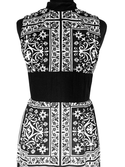 Op Art Oracle: 1970s Monochrome Maxi Dress