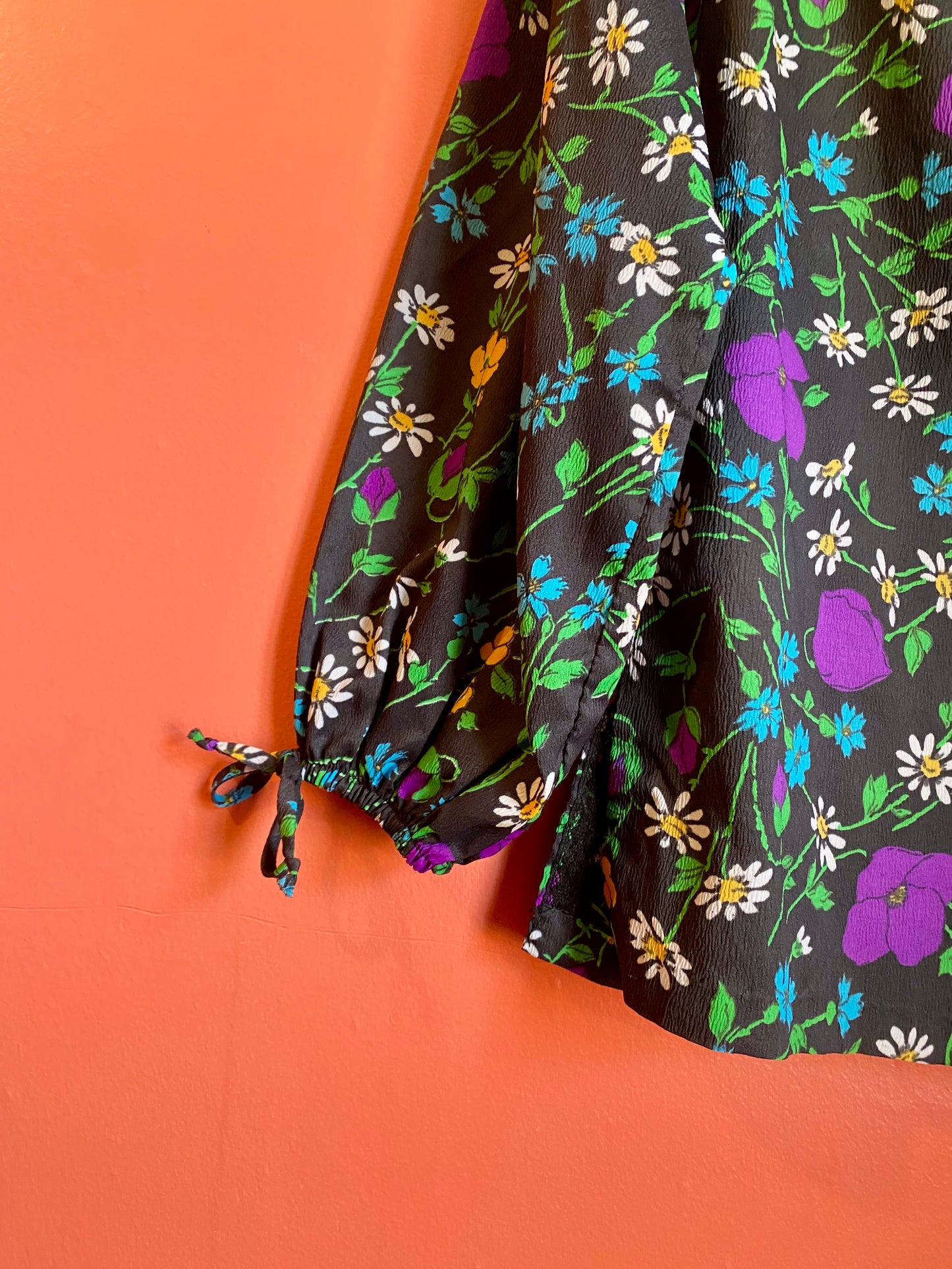 VINTAGE HIPPIE DIPPY TRIPPY BLOUSE