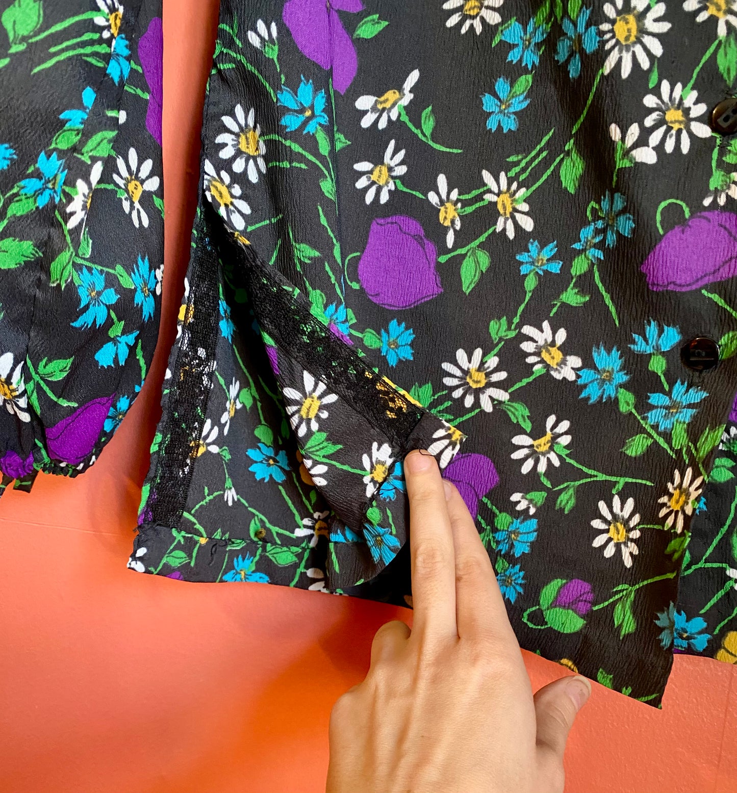 VINTAGE HIPPIE DIPPY TRIPPY BLOUSE