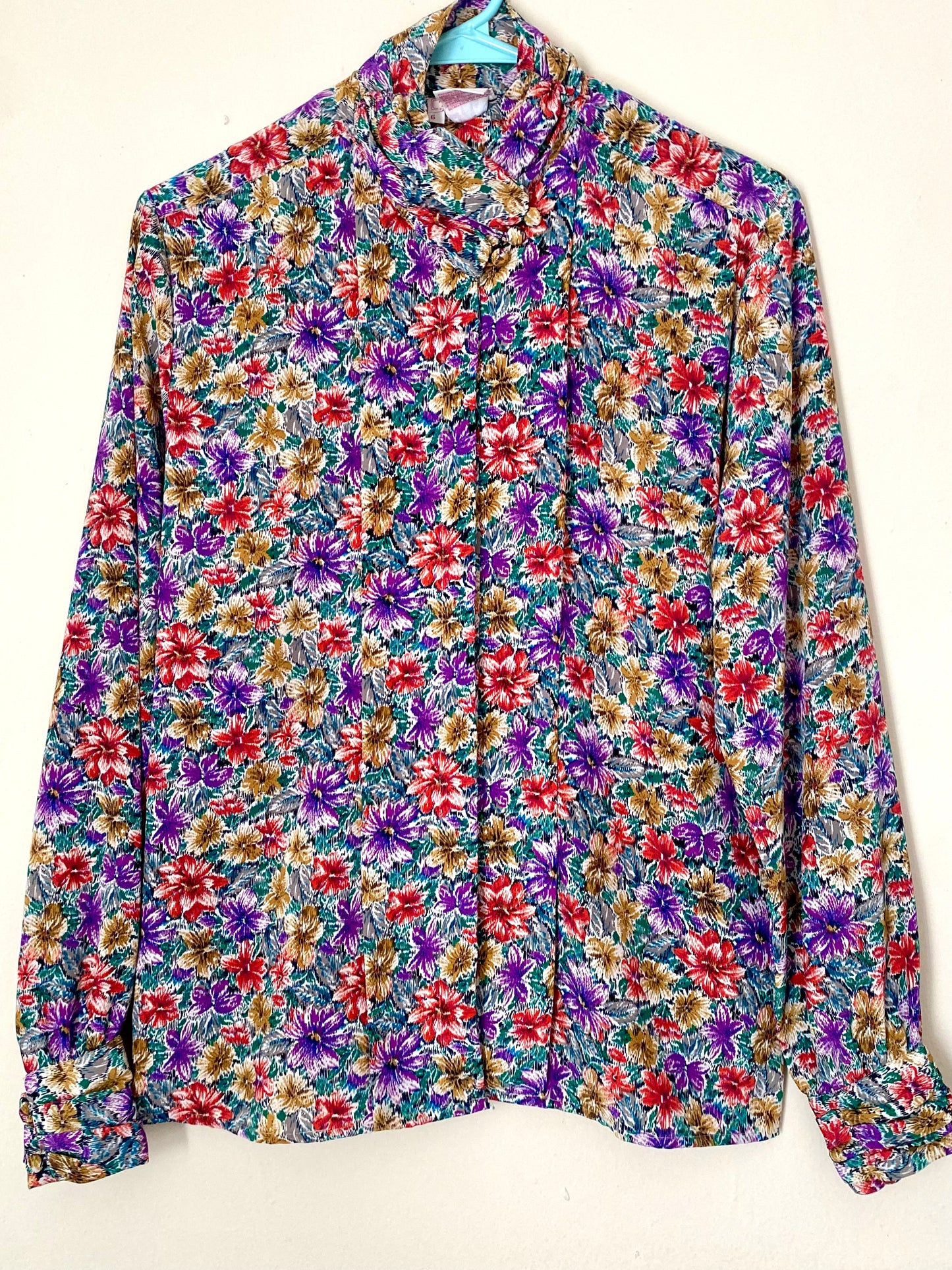 VINTAGE FLORAL RUCHED TURTLENECK BLOUSE