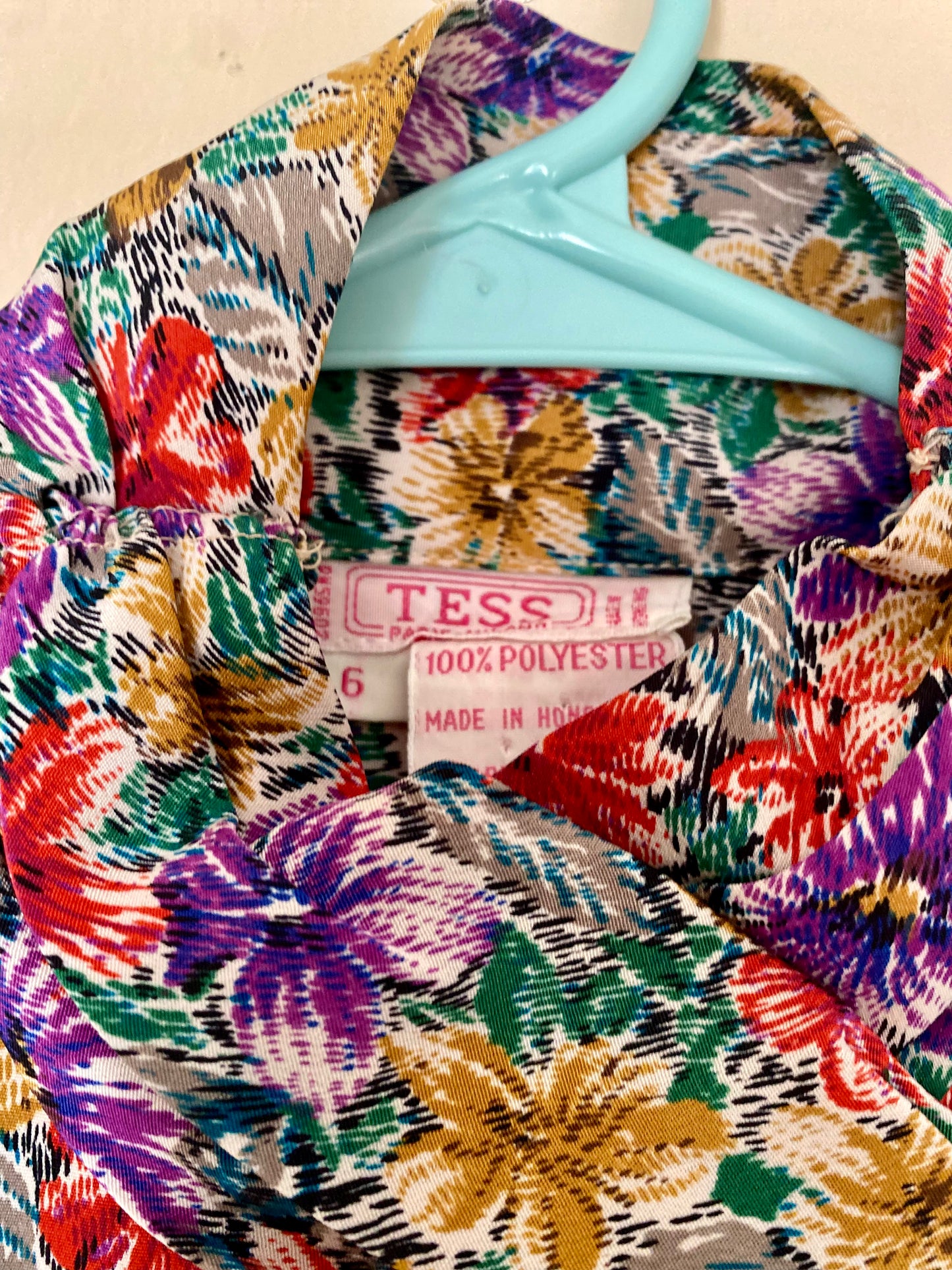 VINTAGE FLORAL RUCHED TURTLENECK BLOUSE