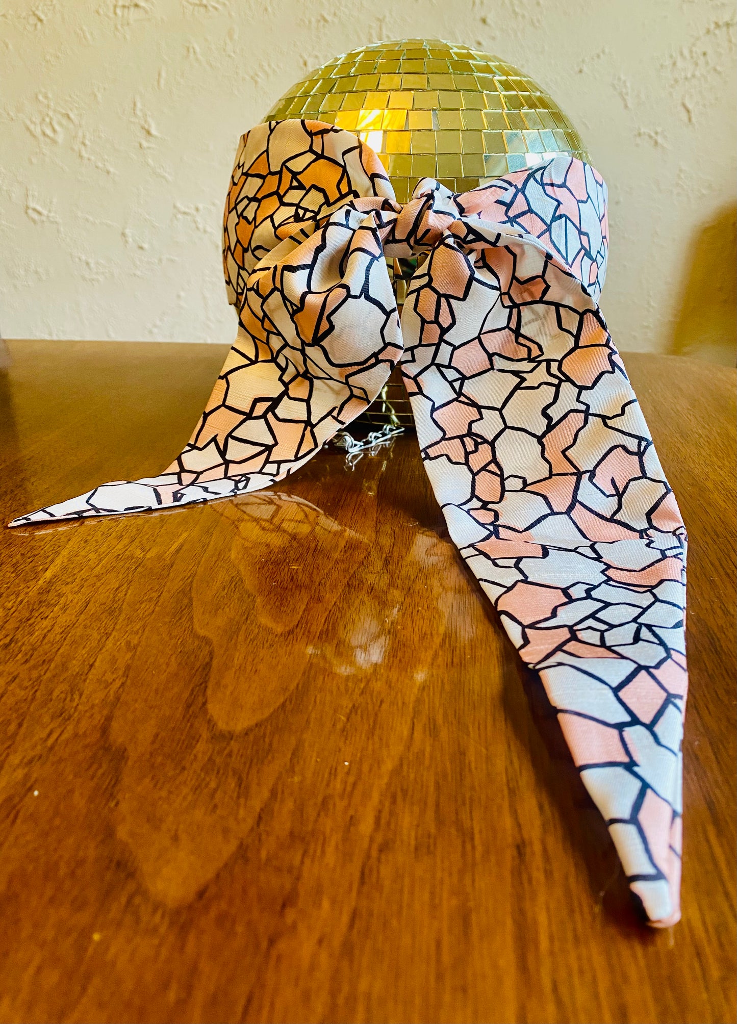 BETTY RUBBLE NECK SCARF