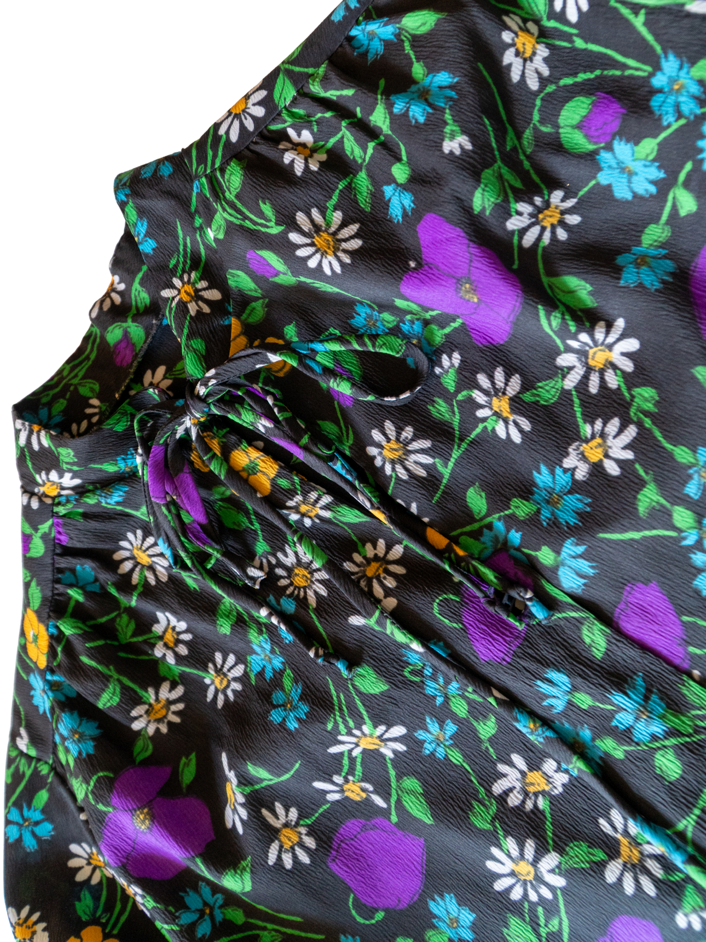 Hippie Dippy Trippy: 1970s Floral Daydream Blouse