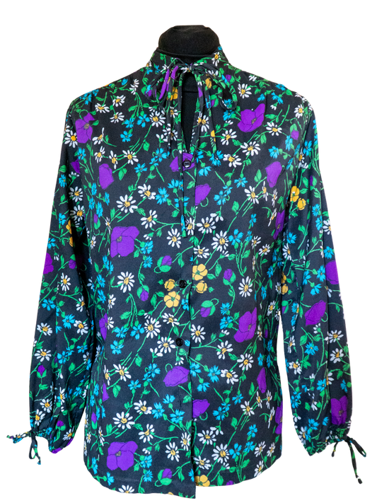 Hippie Dippy Trippy: 1970s Floral Daydream Blouse