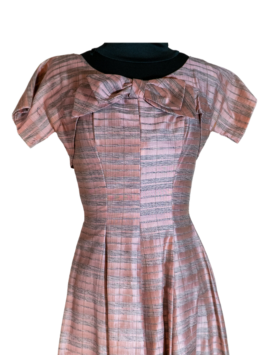 Soft & Pink: 1950s Striped Sheen Dress